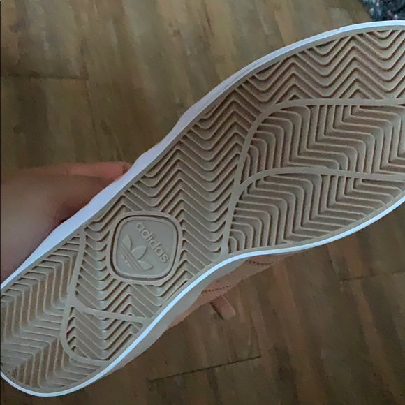 Pink Suade Adidas - Picture 3 of 3